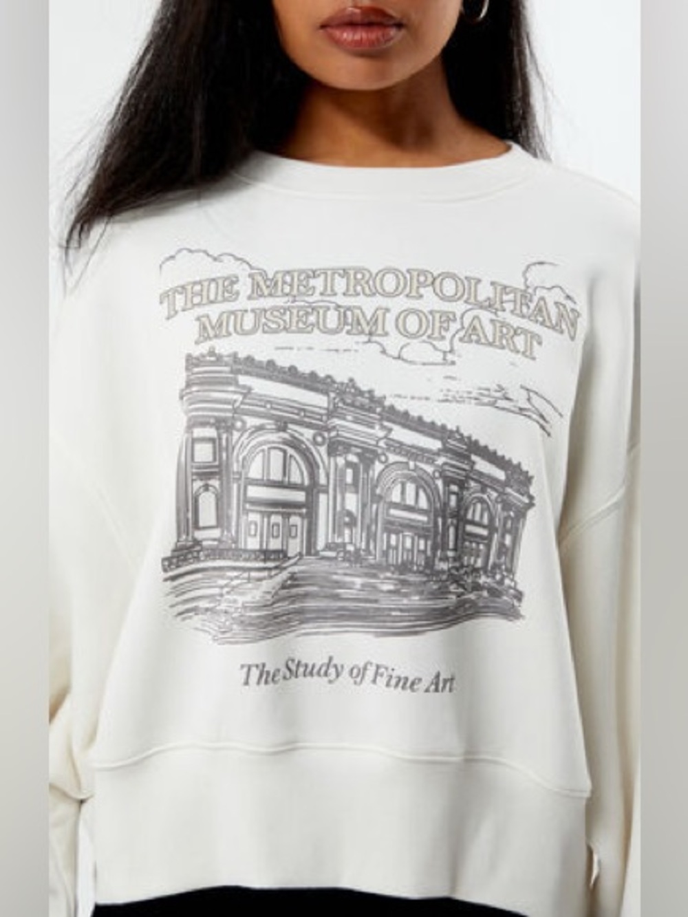 The Metropolitan Museum of Art Ivory Graphic Crewneck Sweatshirt